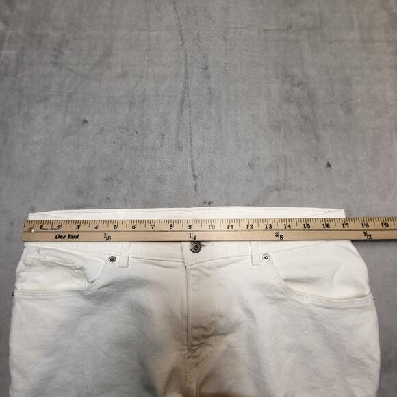 Levi's Classic Crop Jeans Womens 14 White Stretch Denim 5-Pocket Casual - Picture 10 of 12